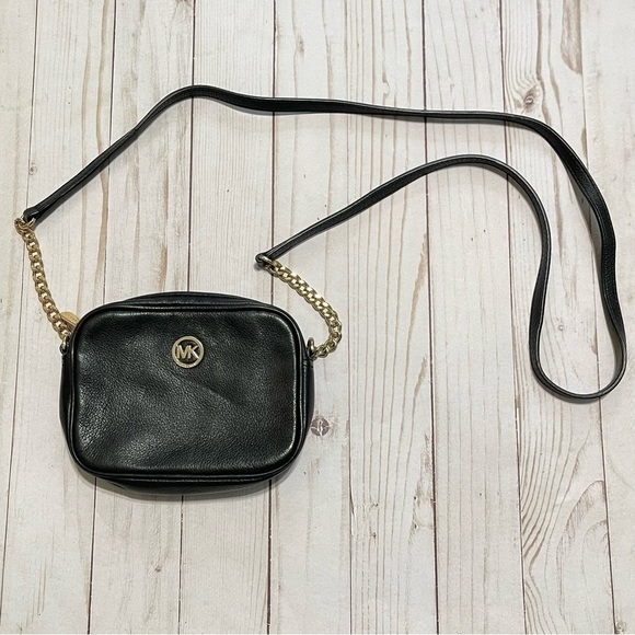 Michael Kors Black Pebbled Leather Small Fulton Crossbody Bag - Picture 2 of 15